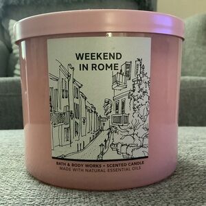 Bath and Body Works Weekend In Rome 14.5 oz 3-wick Candle
